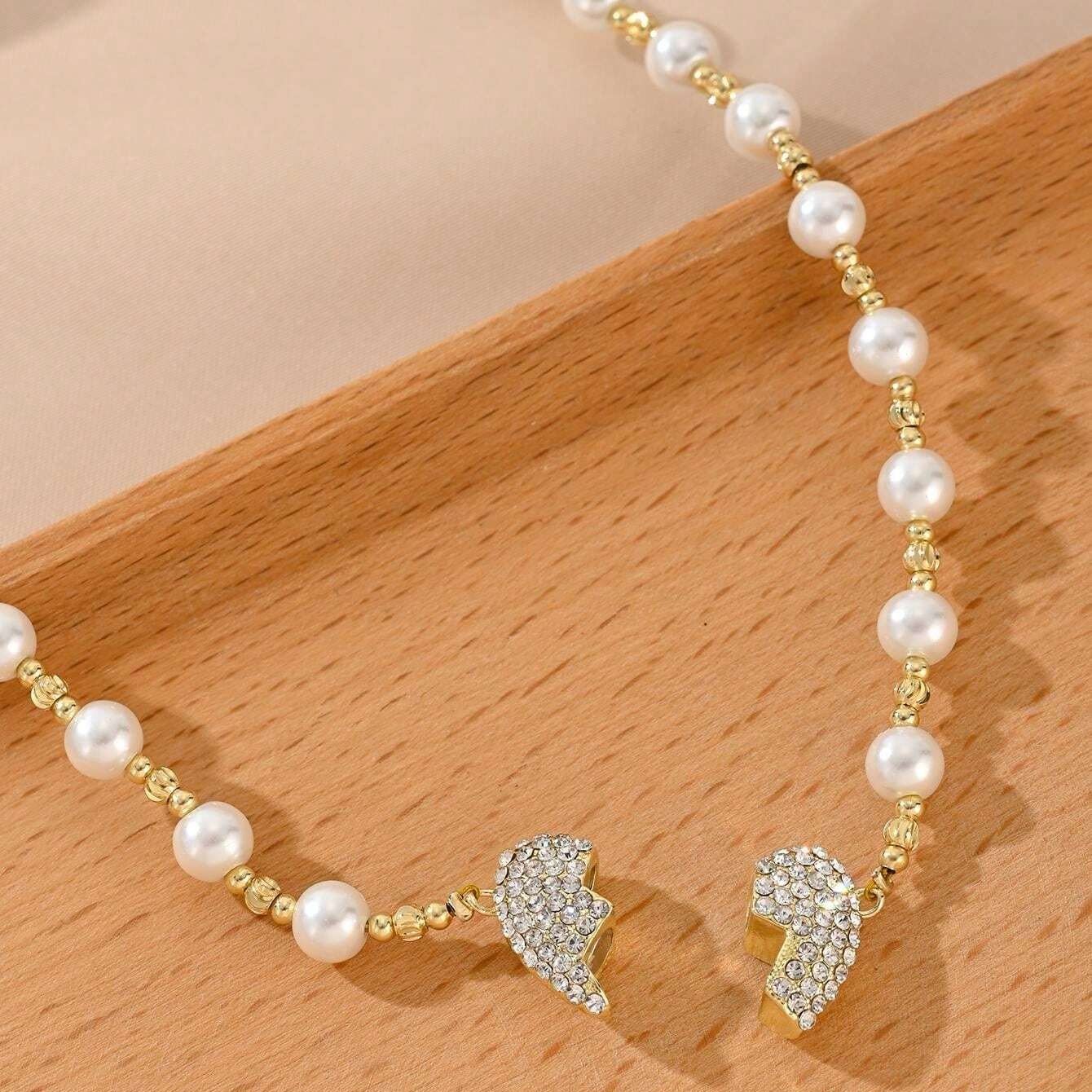 💖 Den perfekta presenten för kärlek och elegans - Magnetiskt pärlhalsband med hjärta💖