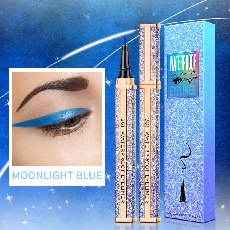 Färgad vattenfast eyeliner