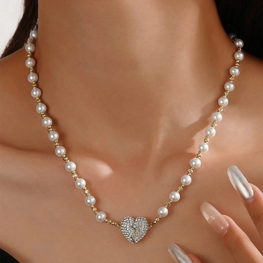 💖 Den perfekta presenten för kärlek och elegans - Magnetiskt pärlhalsband med hjärta💖